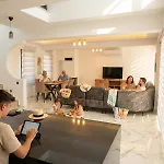 Ruken - 4 Bedroom Private In Ovacik
